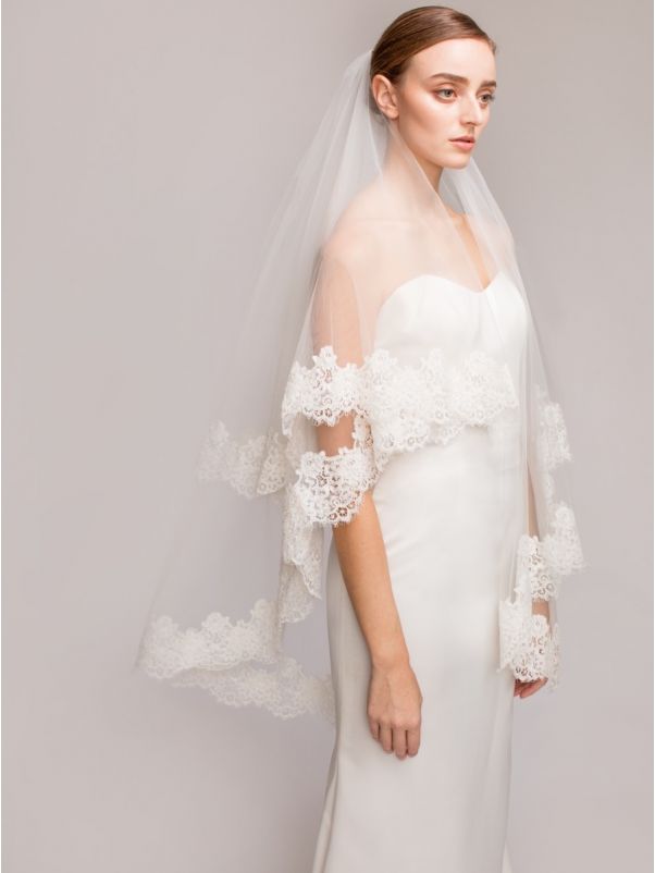 Wedding Veil with Lace Edge