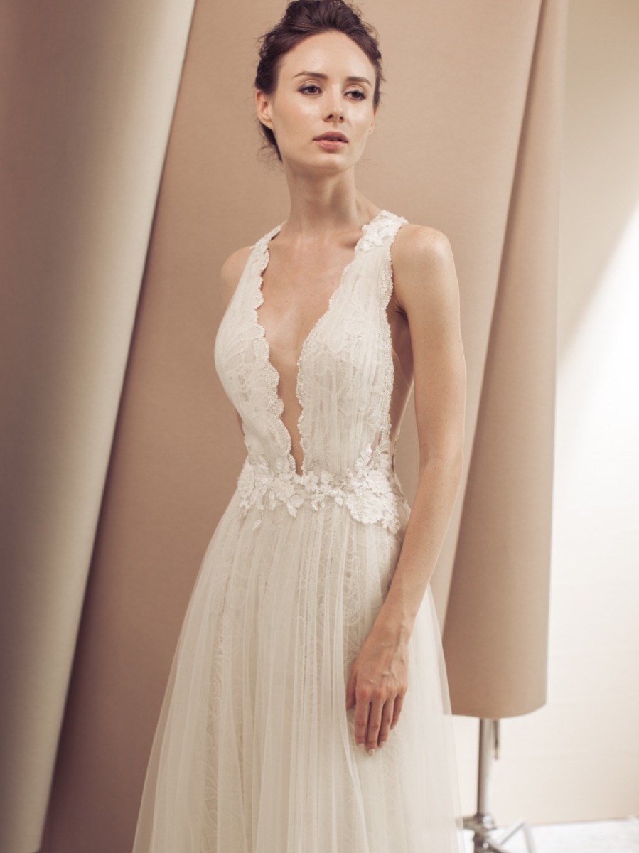 VIVECA | Sensual Plunging Neckline Tulle Wedding Dress| 2019 Bridal ...